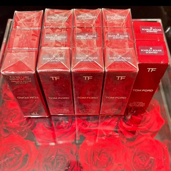 COPY - New limited Edition Tom Ford Scented Scarlet Rogue Lip Stick New